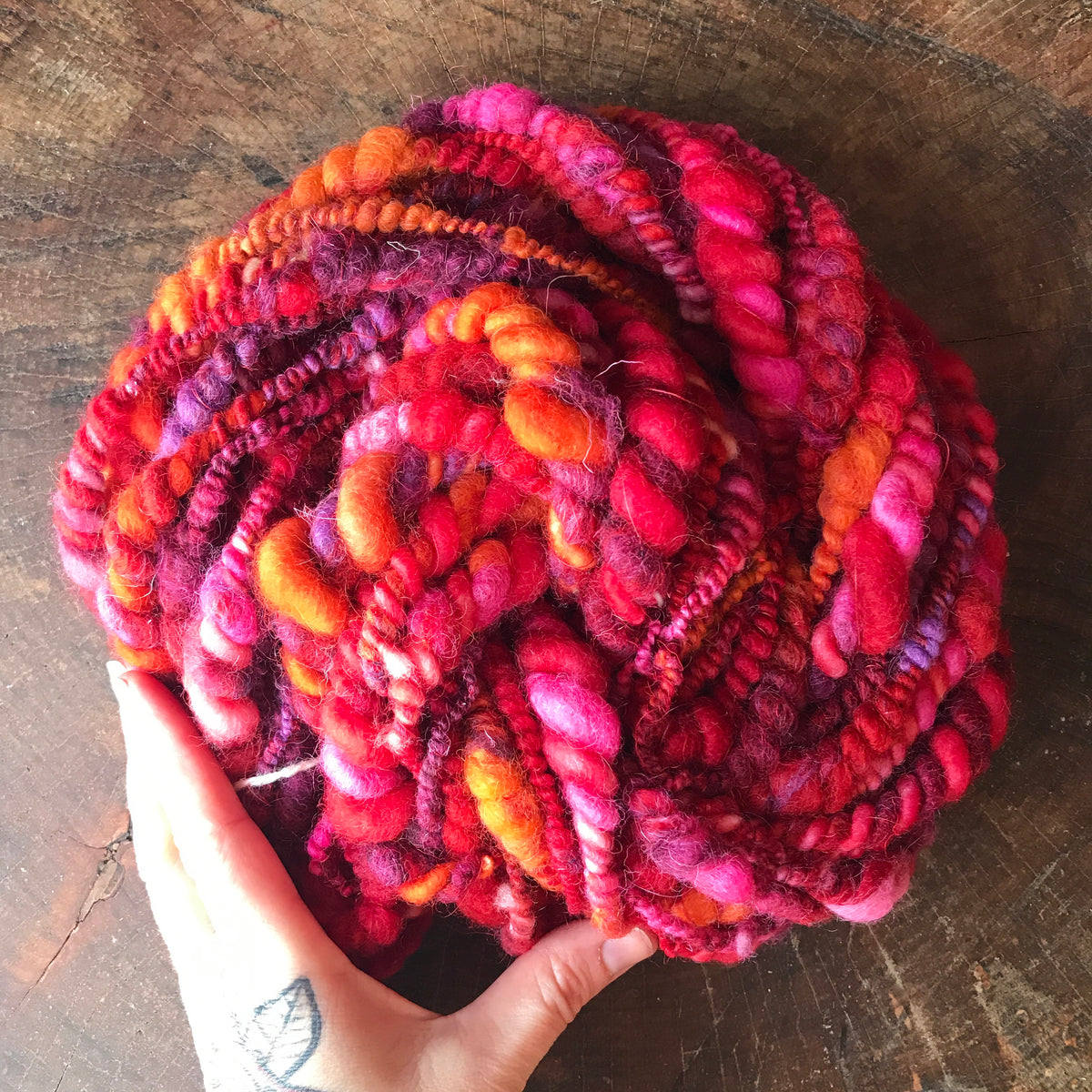 Red art yarn 100g - Mynoush