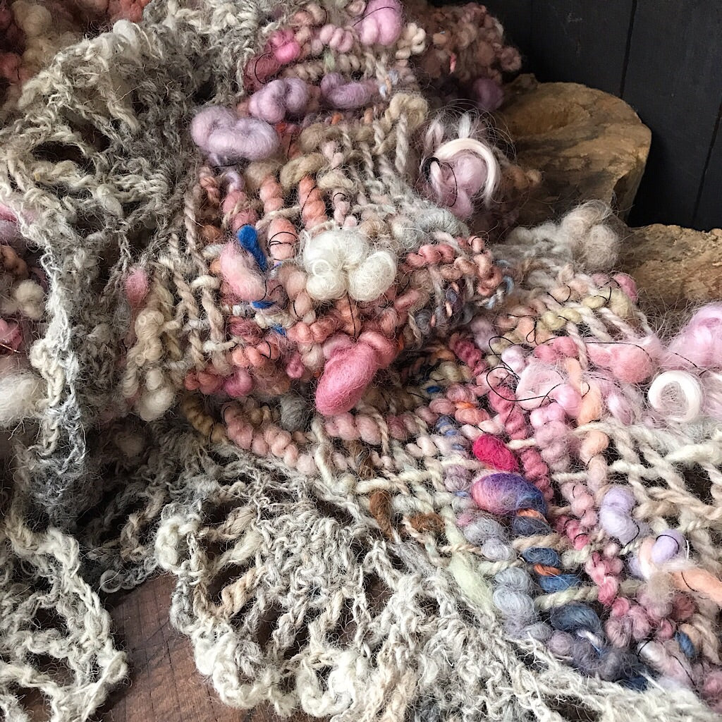 Romance - Woven shawl