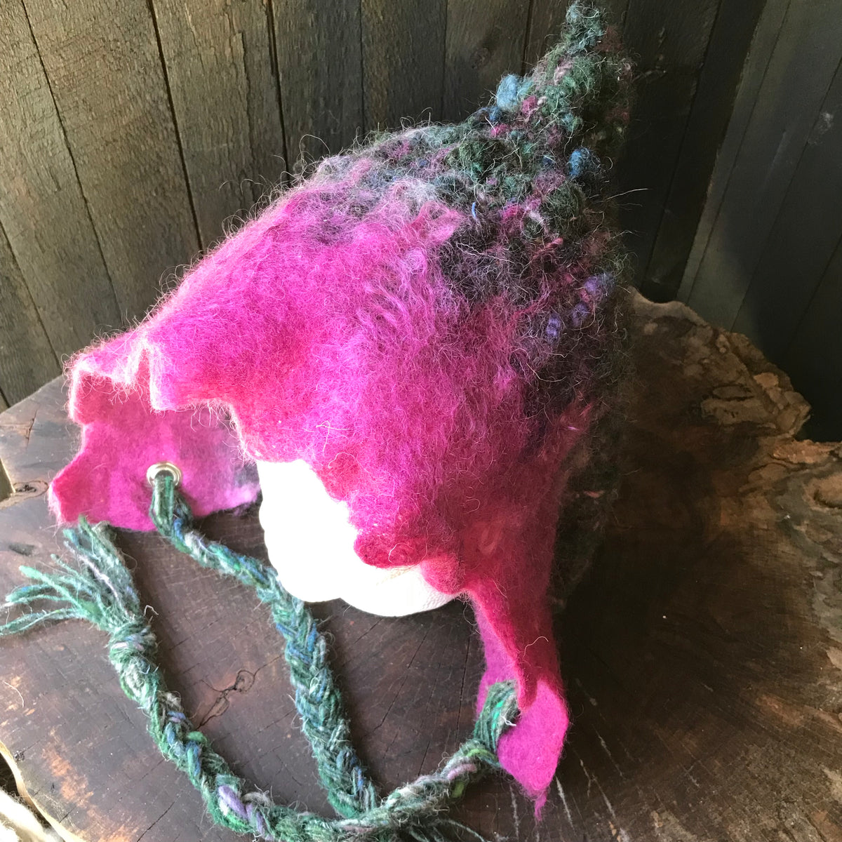 Wool hooded hat | capuche en laine - Mynoush