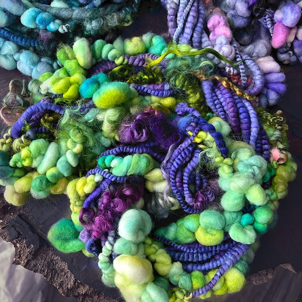 Old fave’s quatuor reserved for M. - set of jumbo art yarn