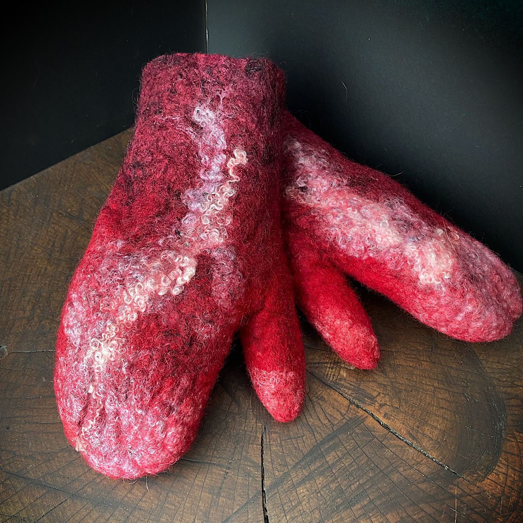 Winter is blooming - felted mittens