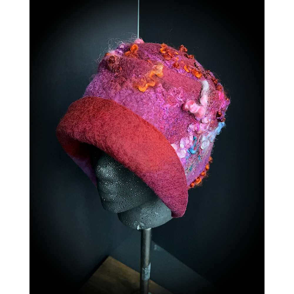 Felted flapper’s hat- 23”
