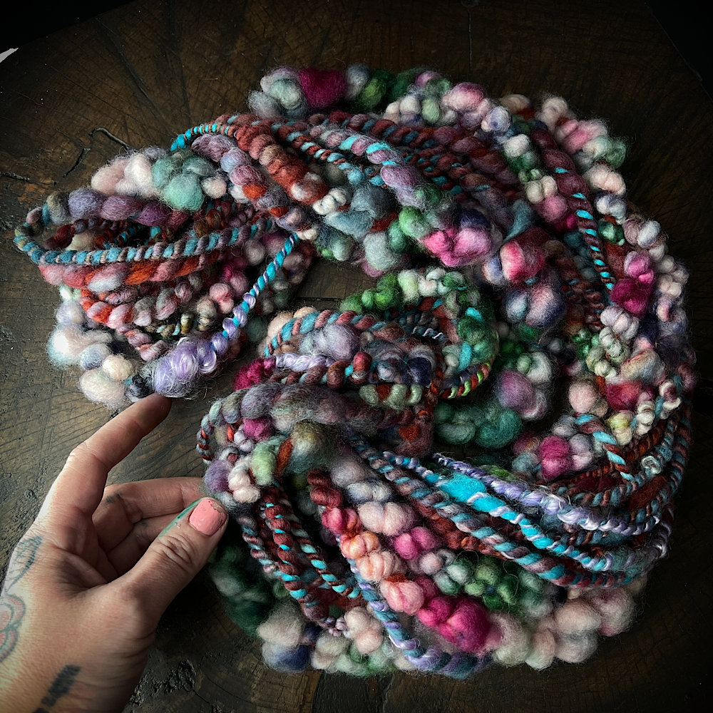 Behind shadows - art yarn