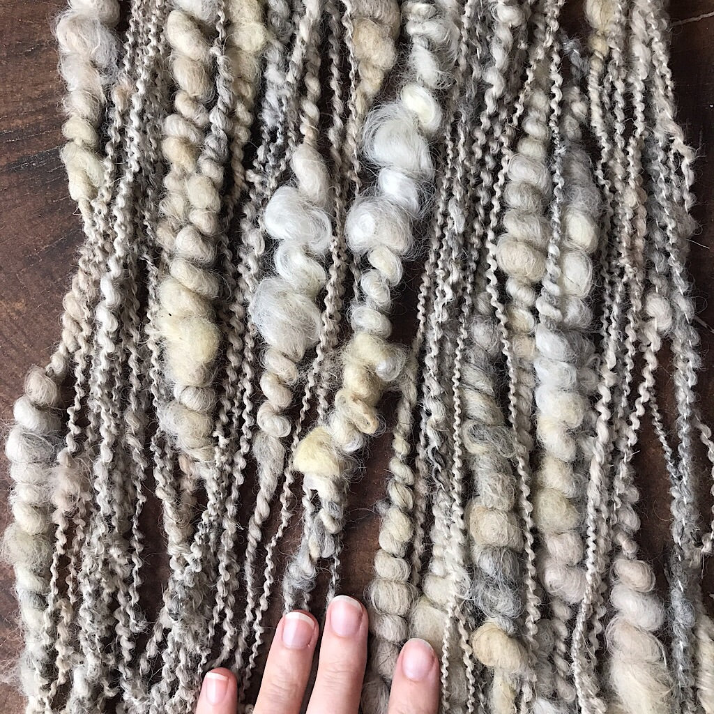Au naturel grey Art yarn