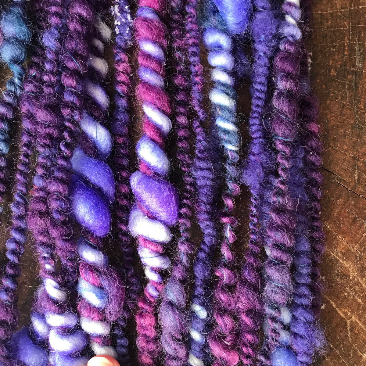 Purple art yarn 70g - Mynoush