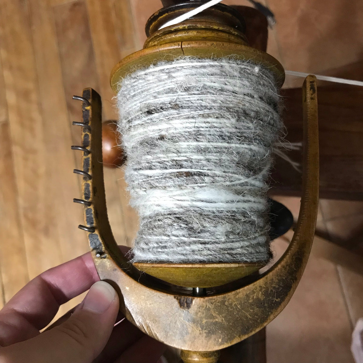 Cours de filage sur rouet Hand spinning classes - Mynoush
