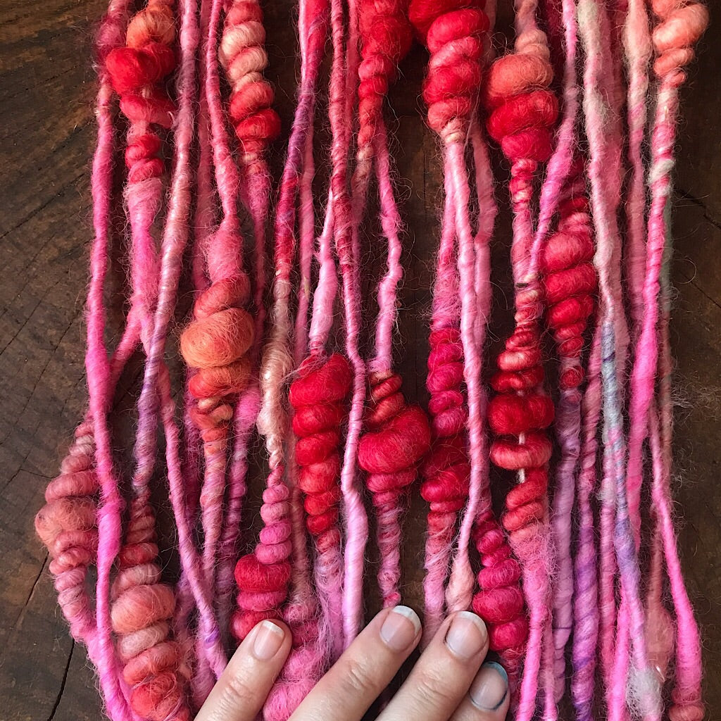Love roses Art yarn
