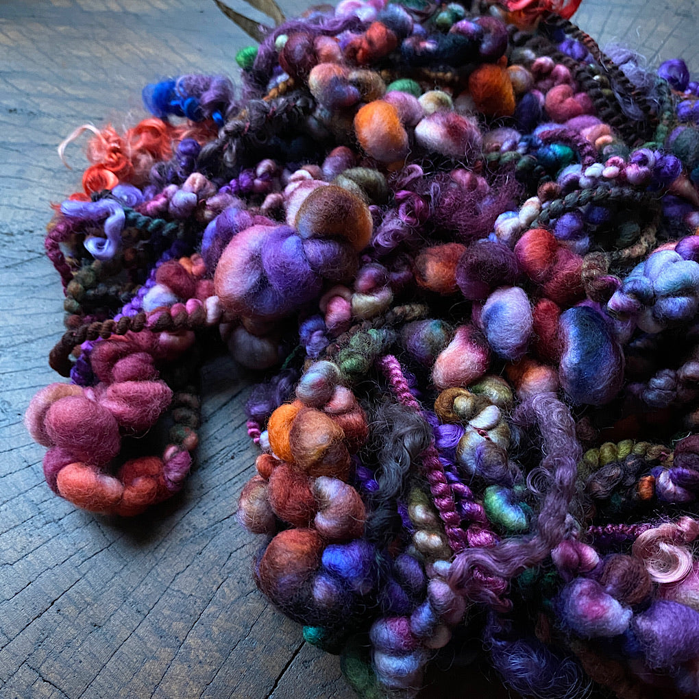 Crépuscule 5 art yarn