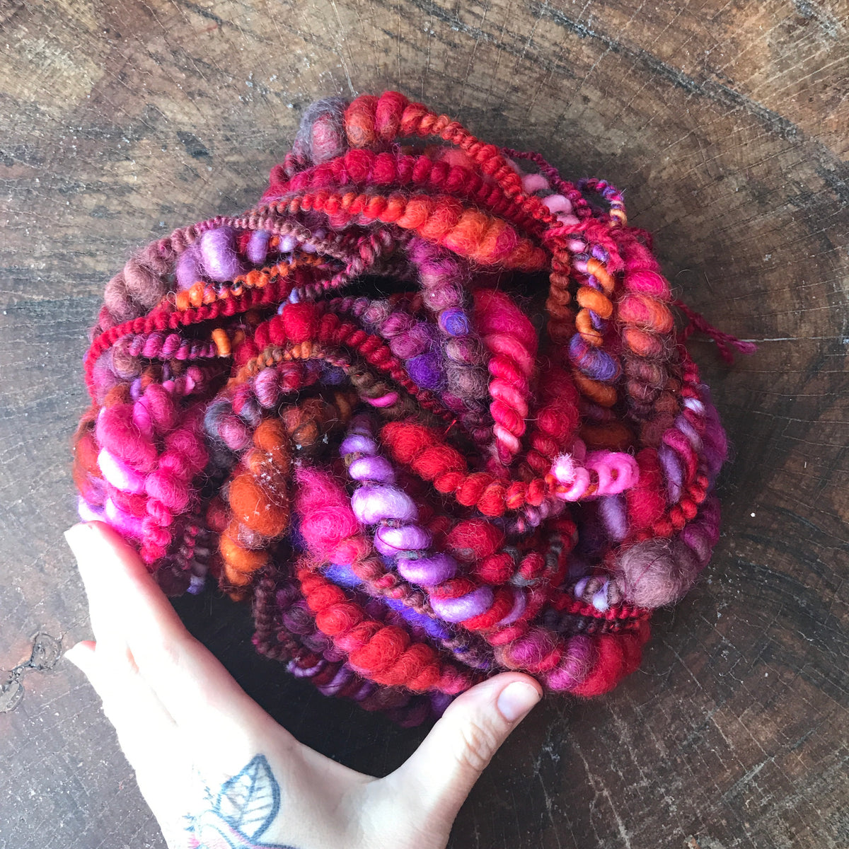 Red art yarn 50g - Mynoush