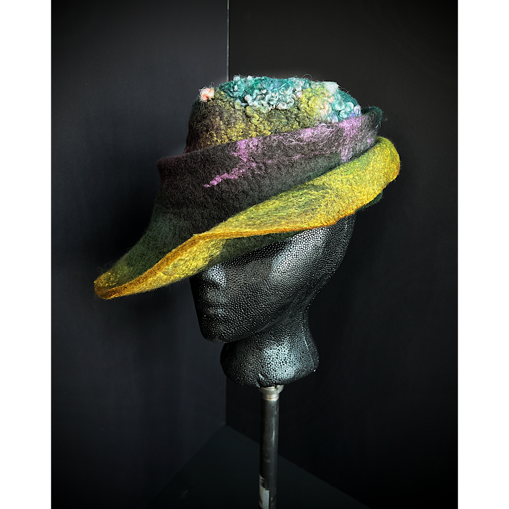 Felted hat- 23”