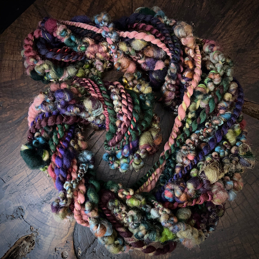 Art yarn for weaving