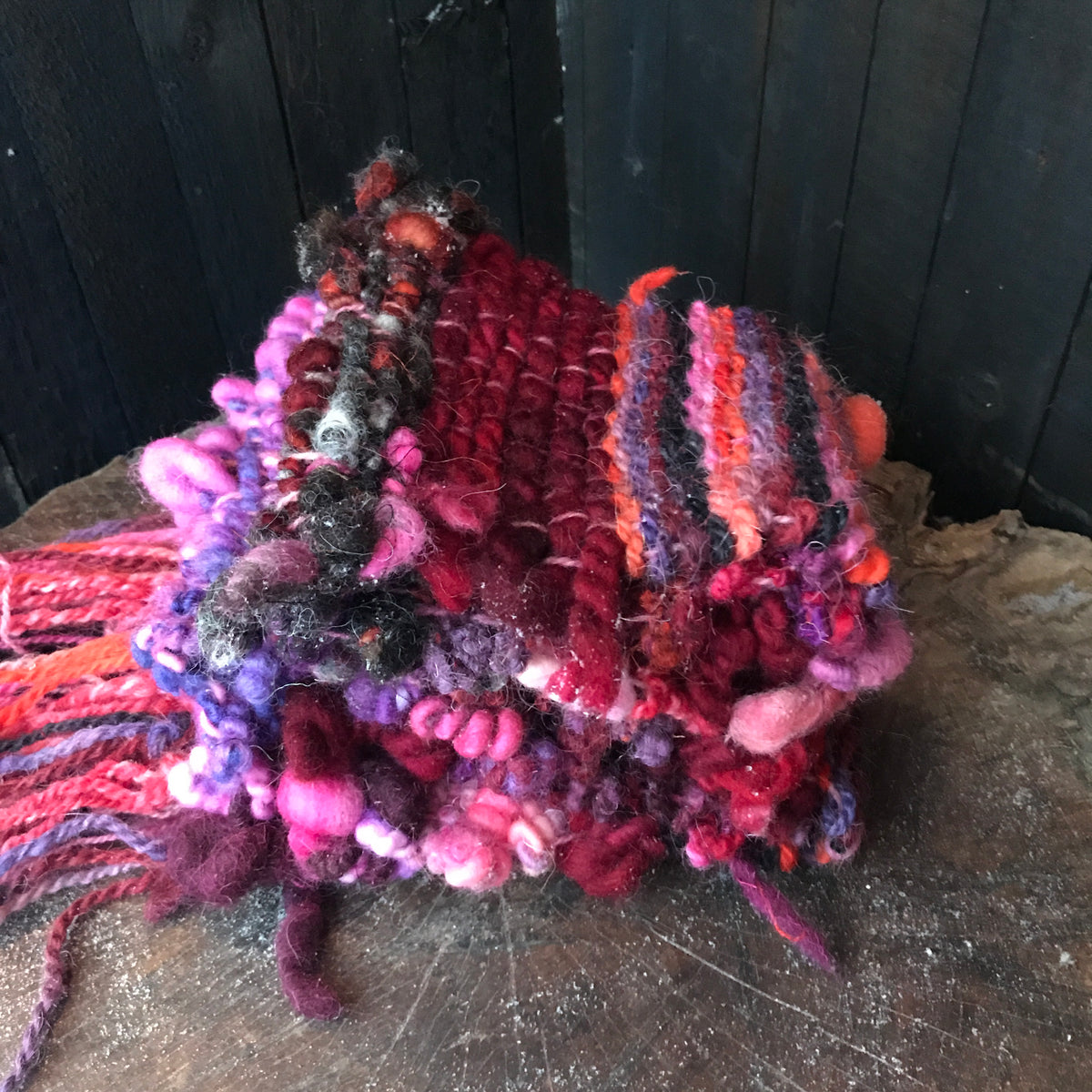 Red scarf 100% Wool - Foulard 100% laine rouge - Mynoush