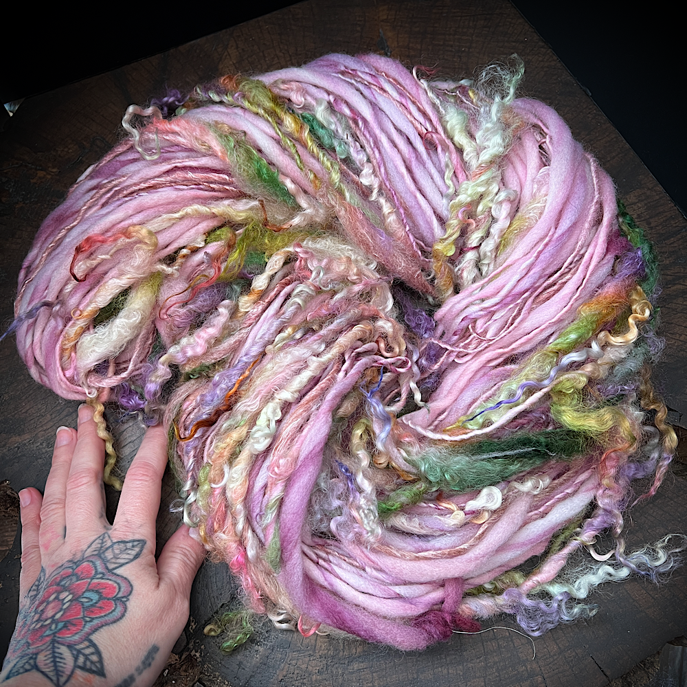 Fresh bouquet art yarn single