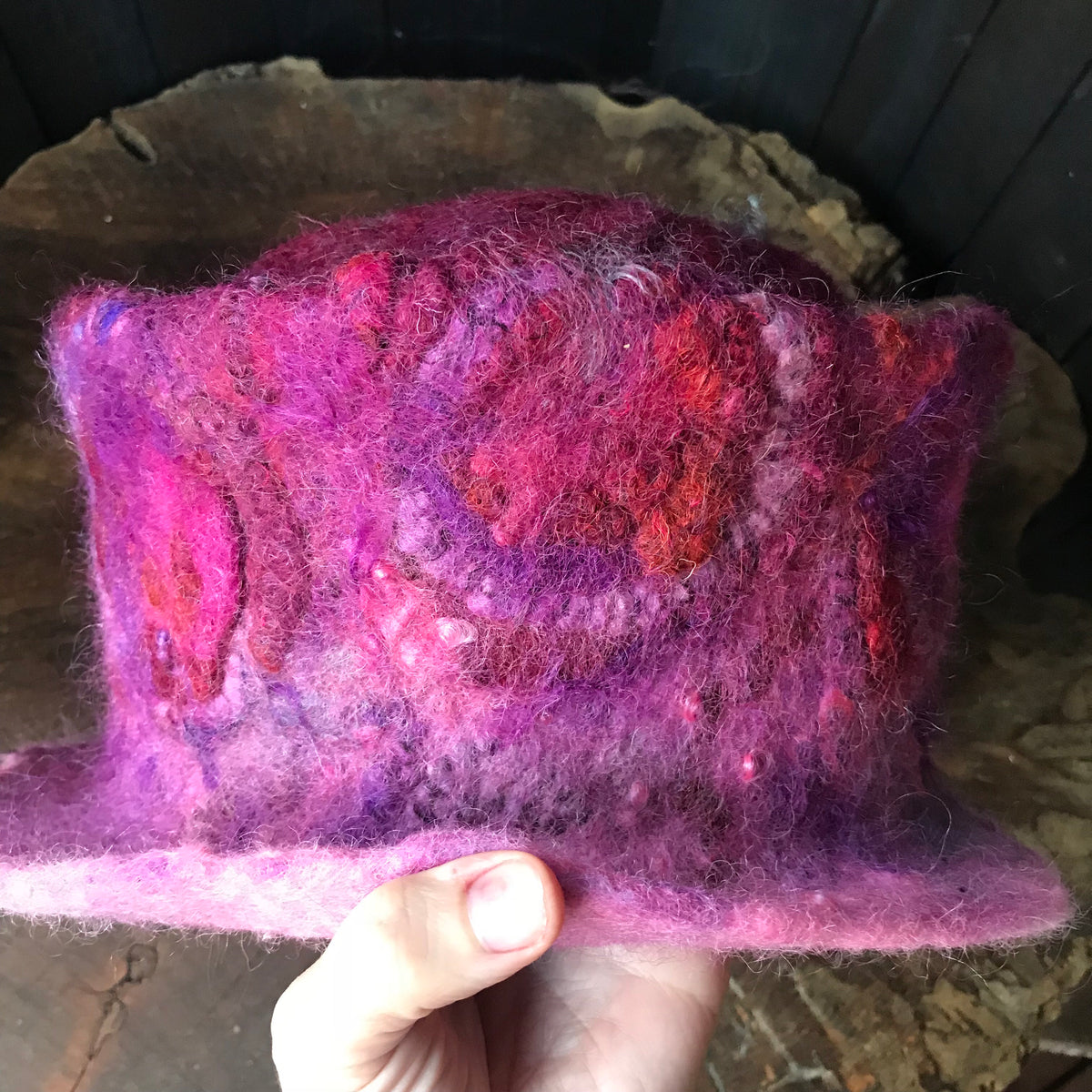 Pink felted hat 100% a Wool size 23” - Mynoush