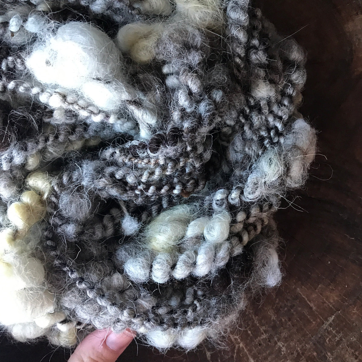 Grey  hand spun yarn 75g - Mynoush