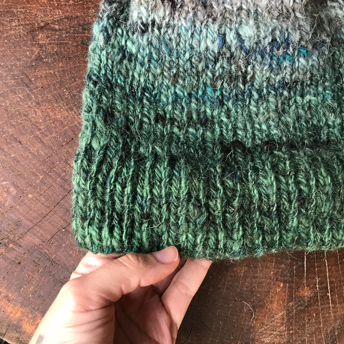 Green and grey unisex beanie 100% wool One size - Mynoush