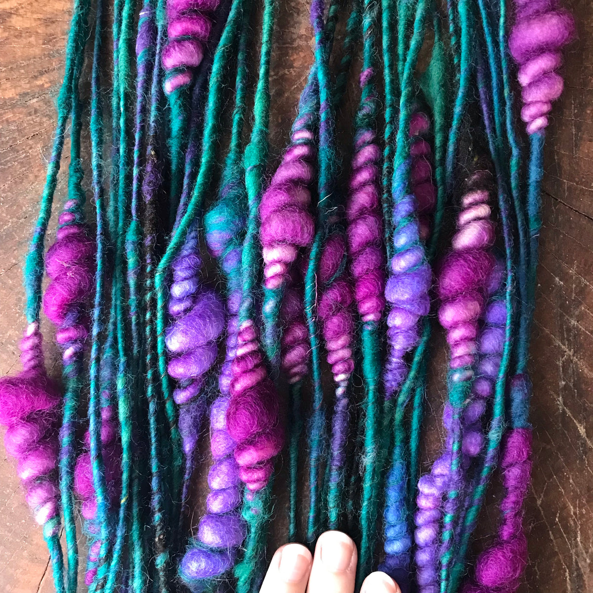 RESERVE Louise D. Teal purple art yarn 100g 31y - Mynoush