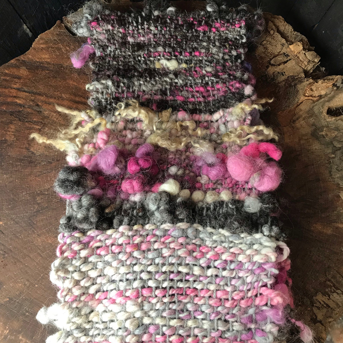 Lavender scarf 100% Wool - Foulard 100% laine lavande - Mynoush