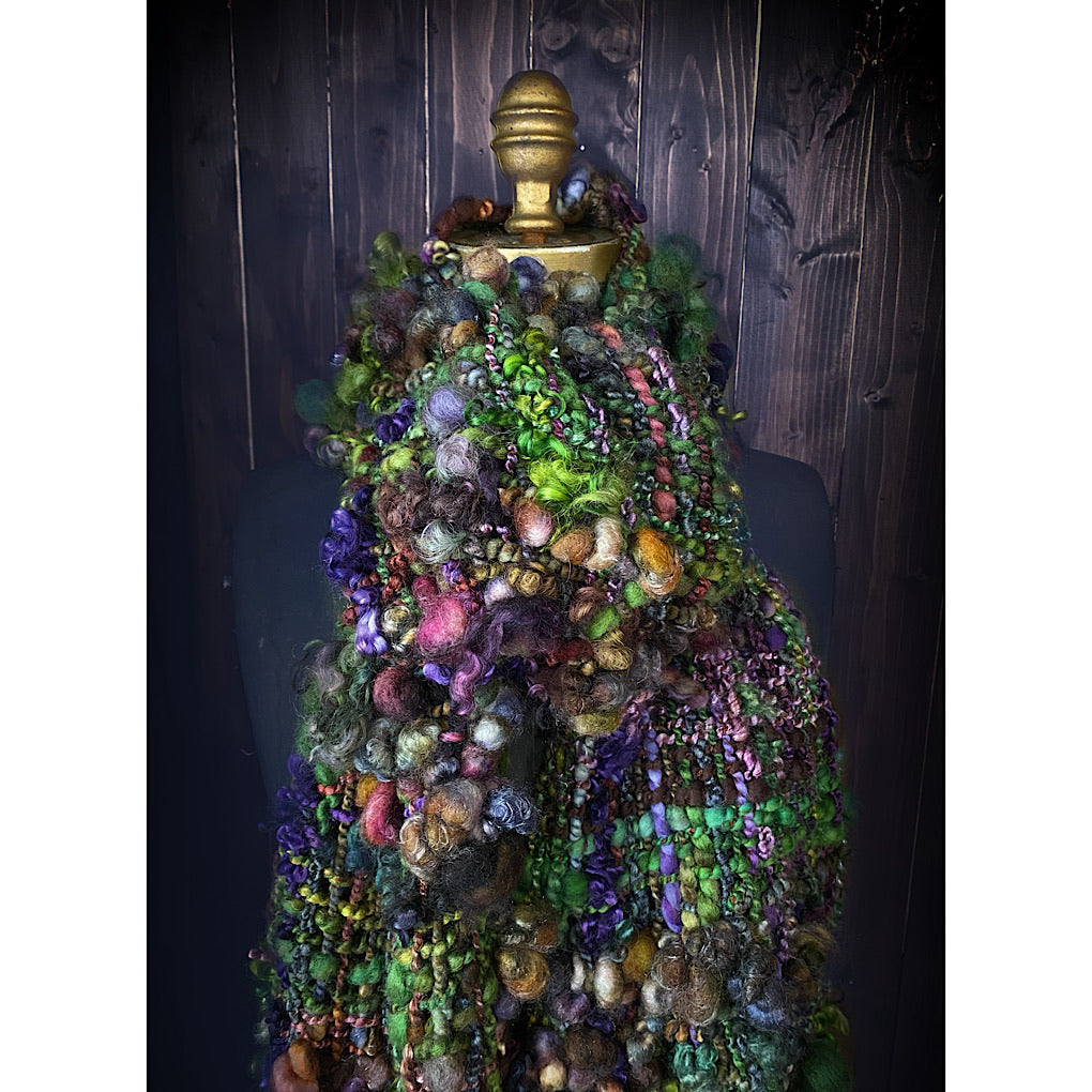 The Peculiar - Woven scarf