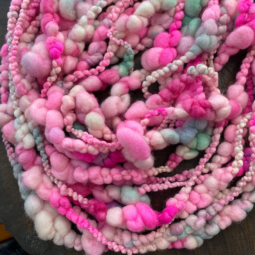 CUSTOM Menthe aux fraises  Jumbo boucle Art yarn