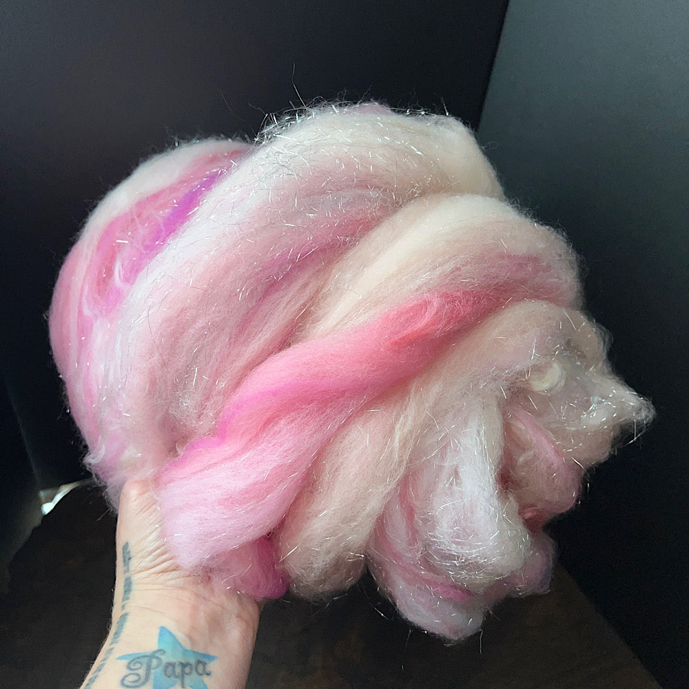 Batt for spinning yarn