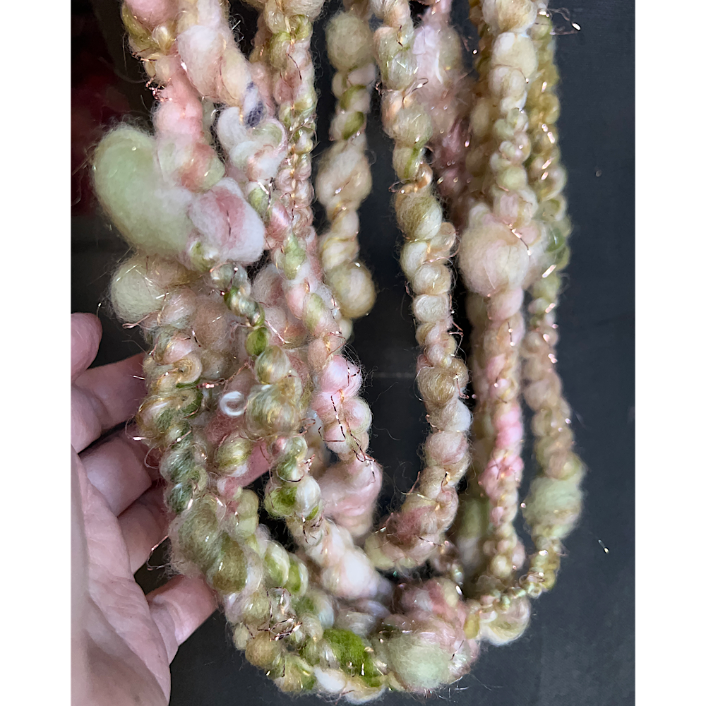 Art yarn for weaving