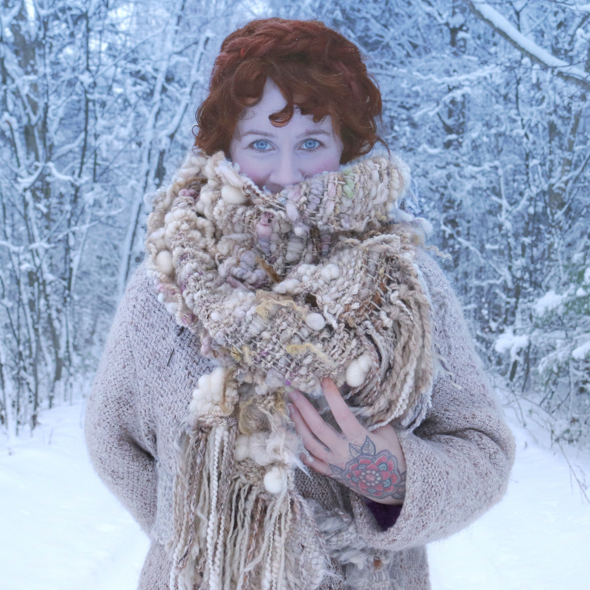 Natural white scarf 100% Wool  98” x 10”|Foulard blanc en laine 98”x10” - Mynoush