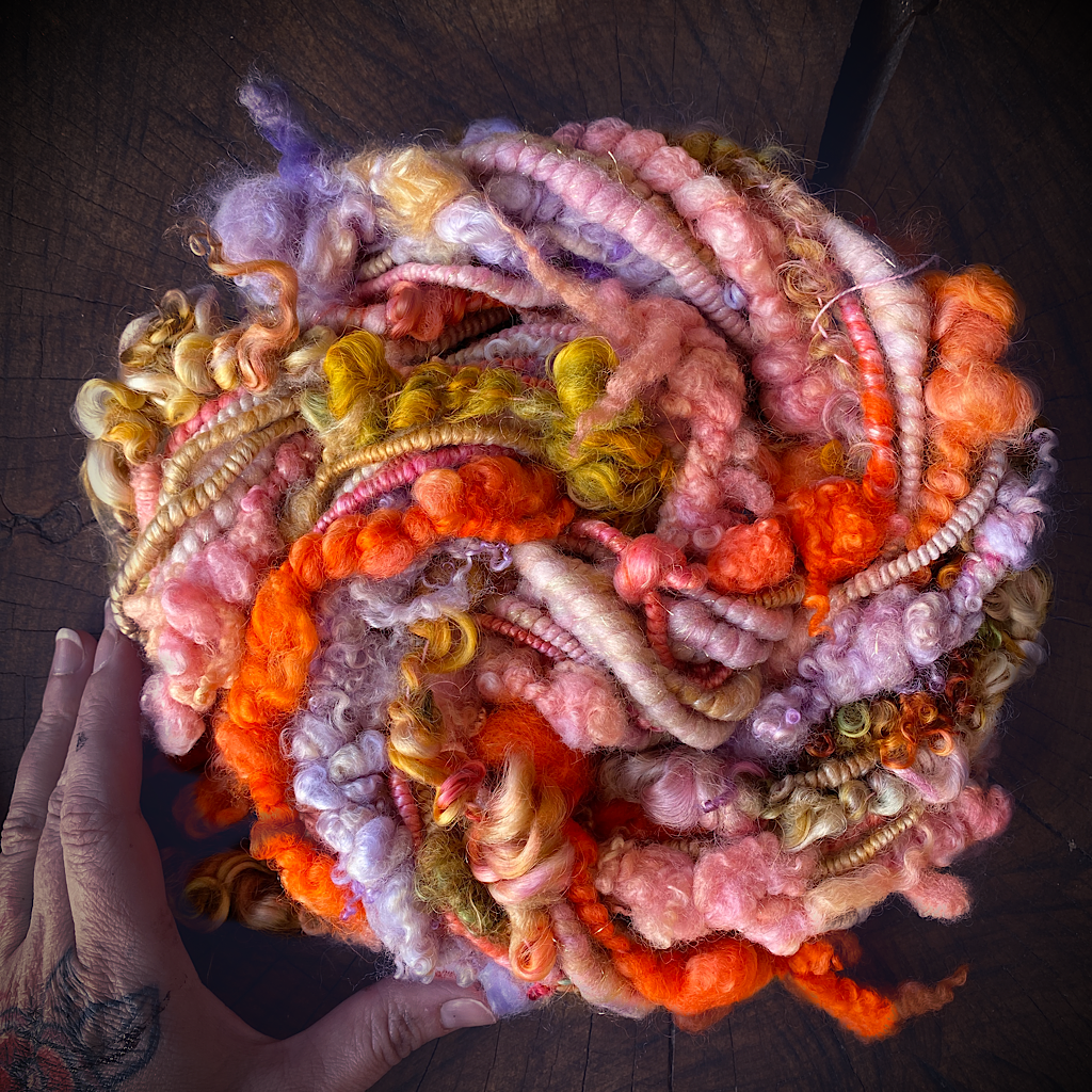 Golden rose Art yarn