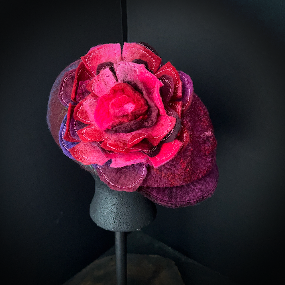 Felted newsboy hat size 23.5”