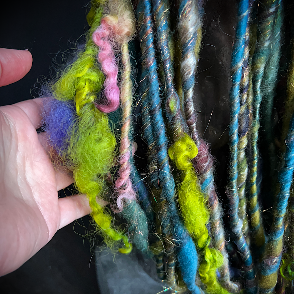 Core spun weaving yarn