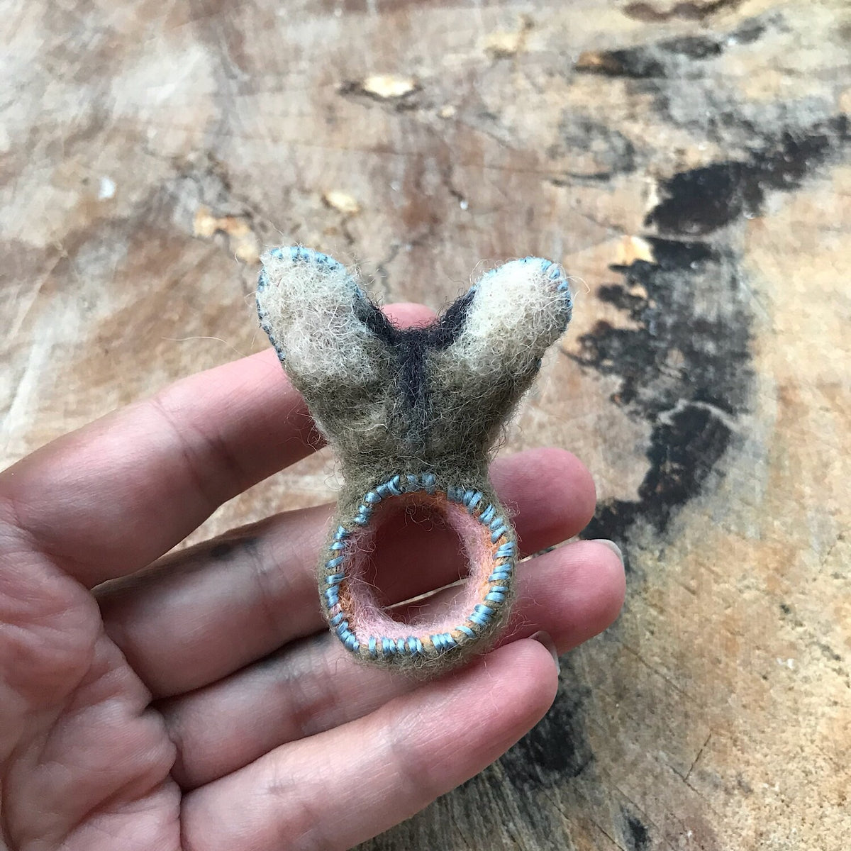 Cat felted ring size 7.5-8.5 - Mynoush