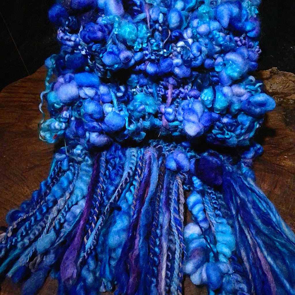 Lady Blue woven scarf