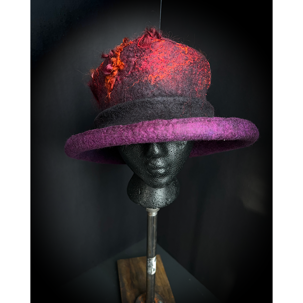 Felted hat- 23.5”