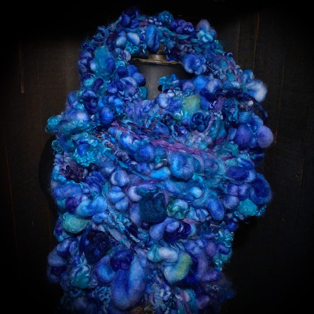 Lady Blue woven scarf