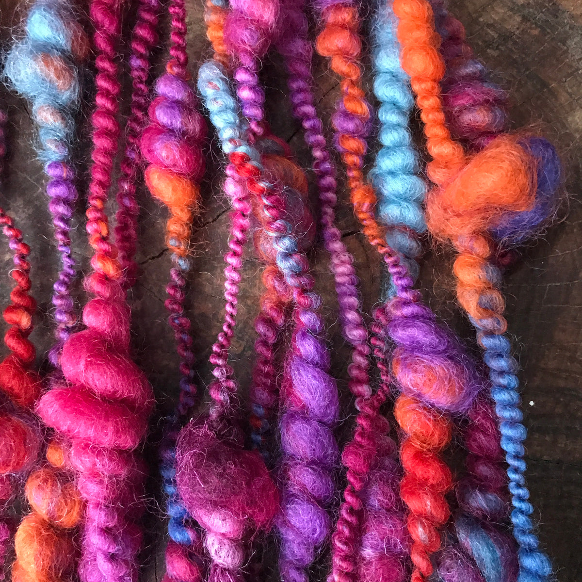 Rainbow art yarn 100g - Mynoush