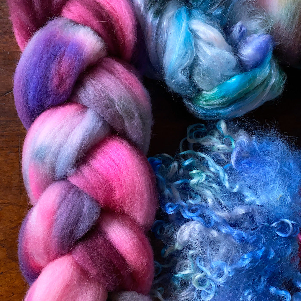 Spinning kit Hand dyed roving