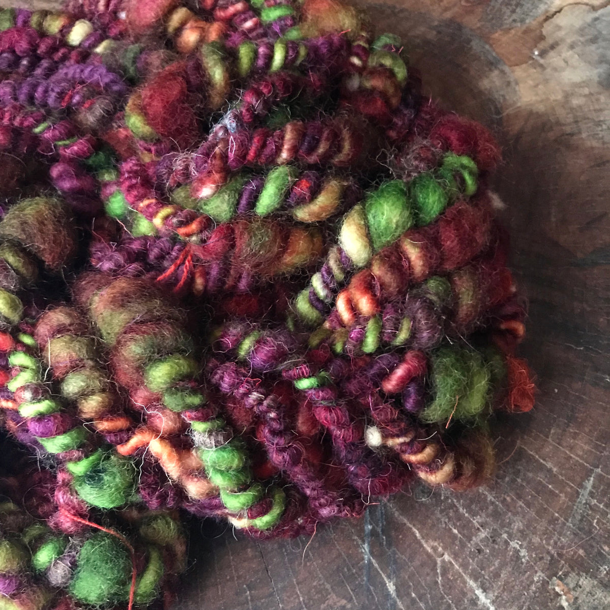 RESERVE LOUISE D. Burgundy hand spun yarn 100g 10y - Mynoush