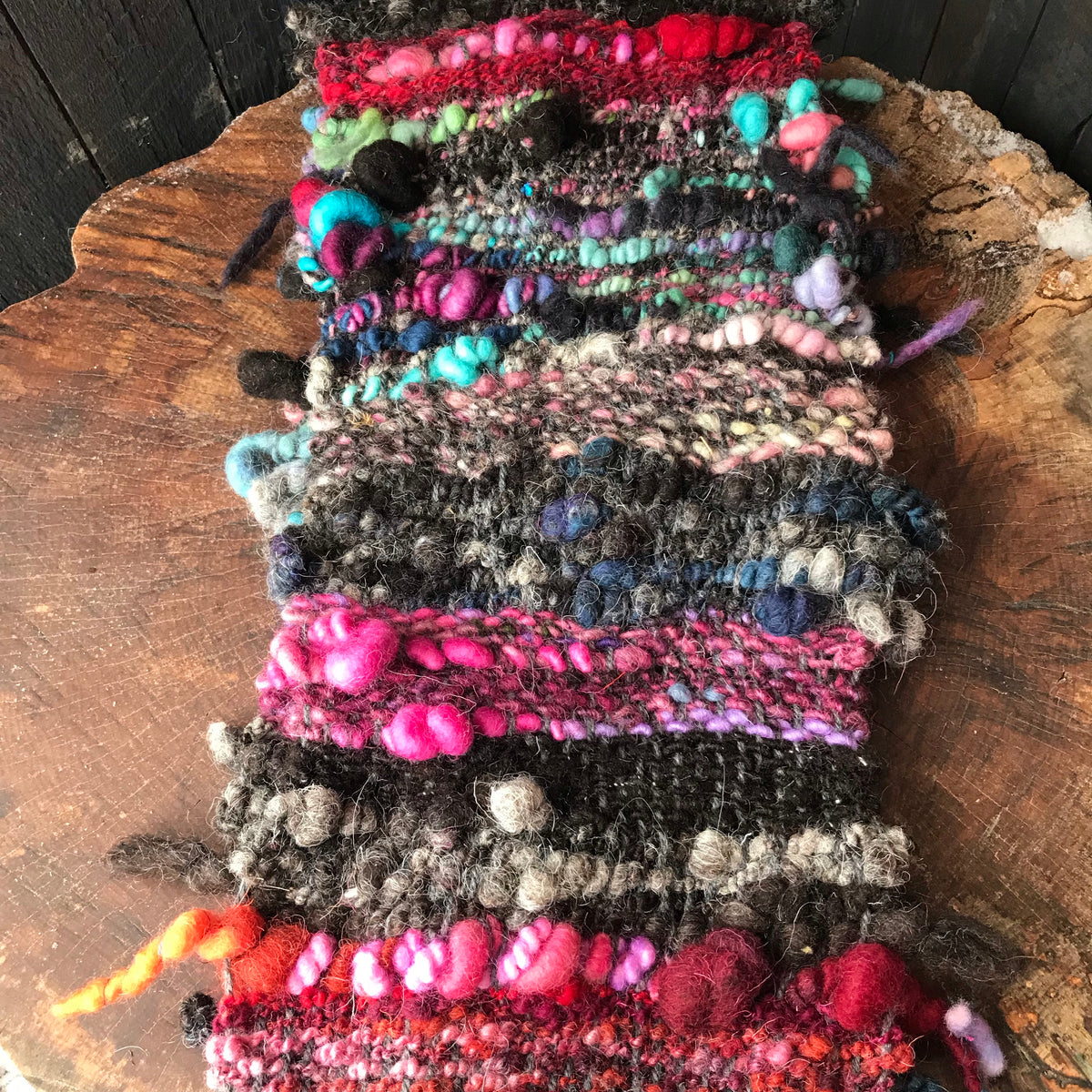 Black scarf 100% Wool - Foulard 100% laine noir - Mynoush