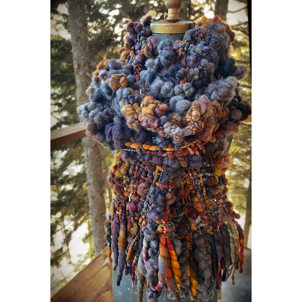 Beside the fireplace - Woven scarf - COMING SOON