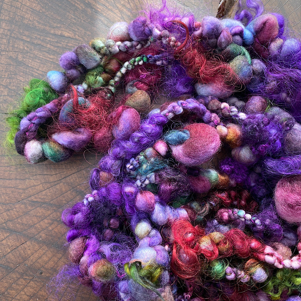 Nocturne Jumbo boucle art yarn with locks