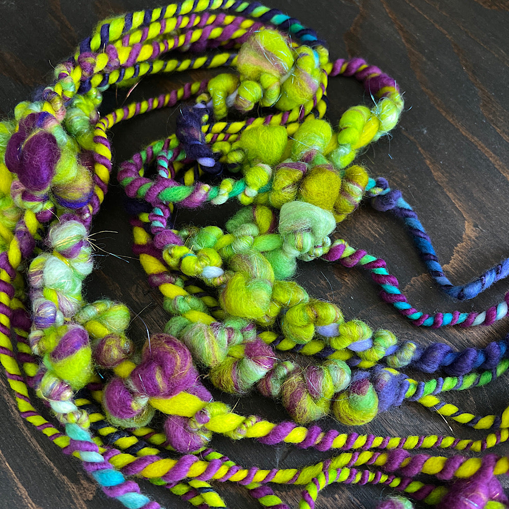 Fresh grapes weaving art yarn