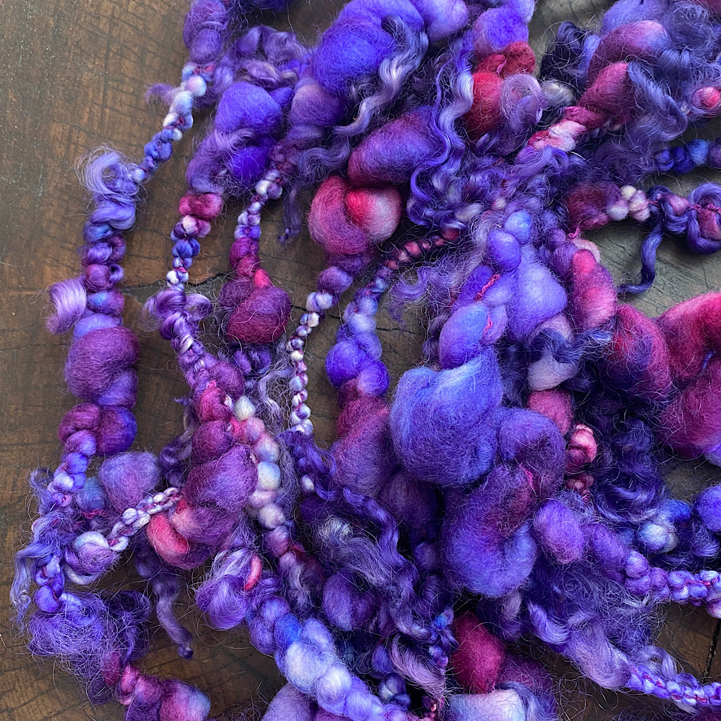 The Purple one - Jumbo boucle Art yarn