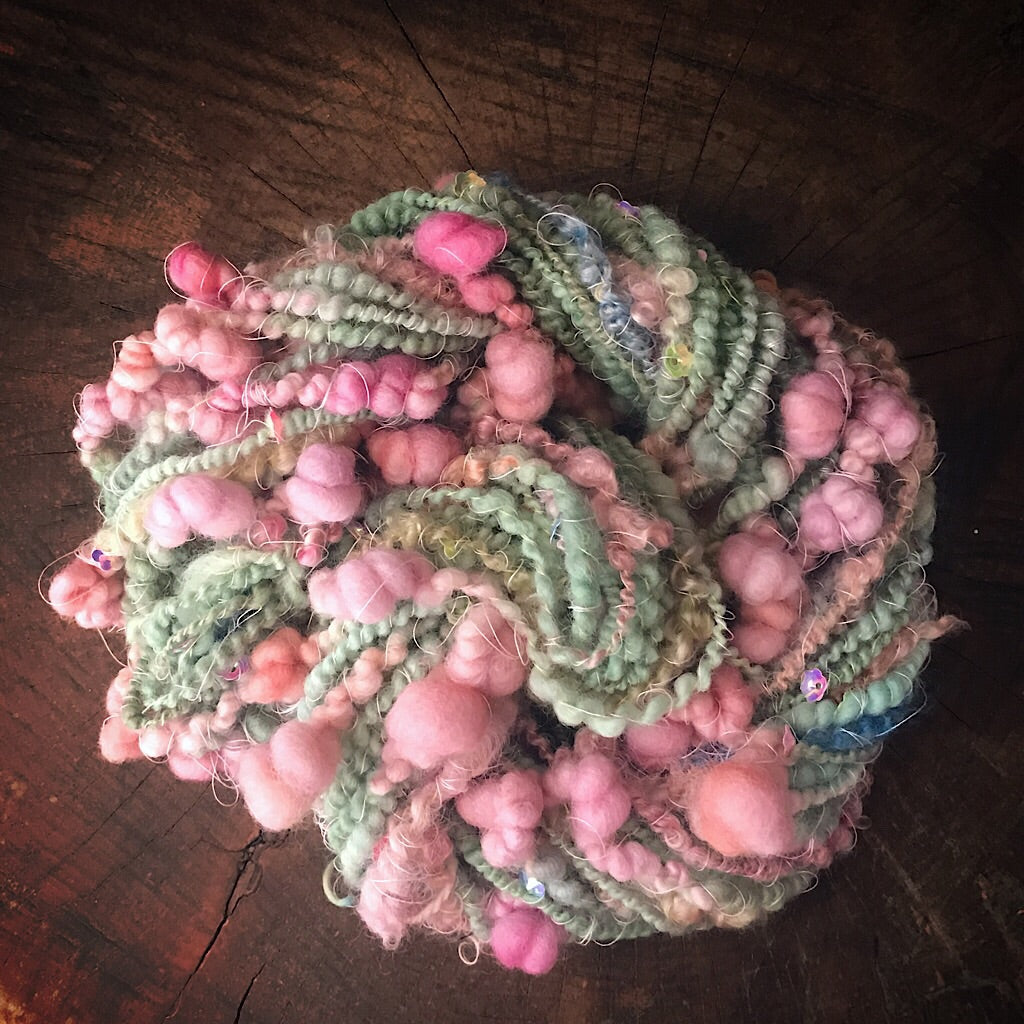 Early roses - beaded Art yarn