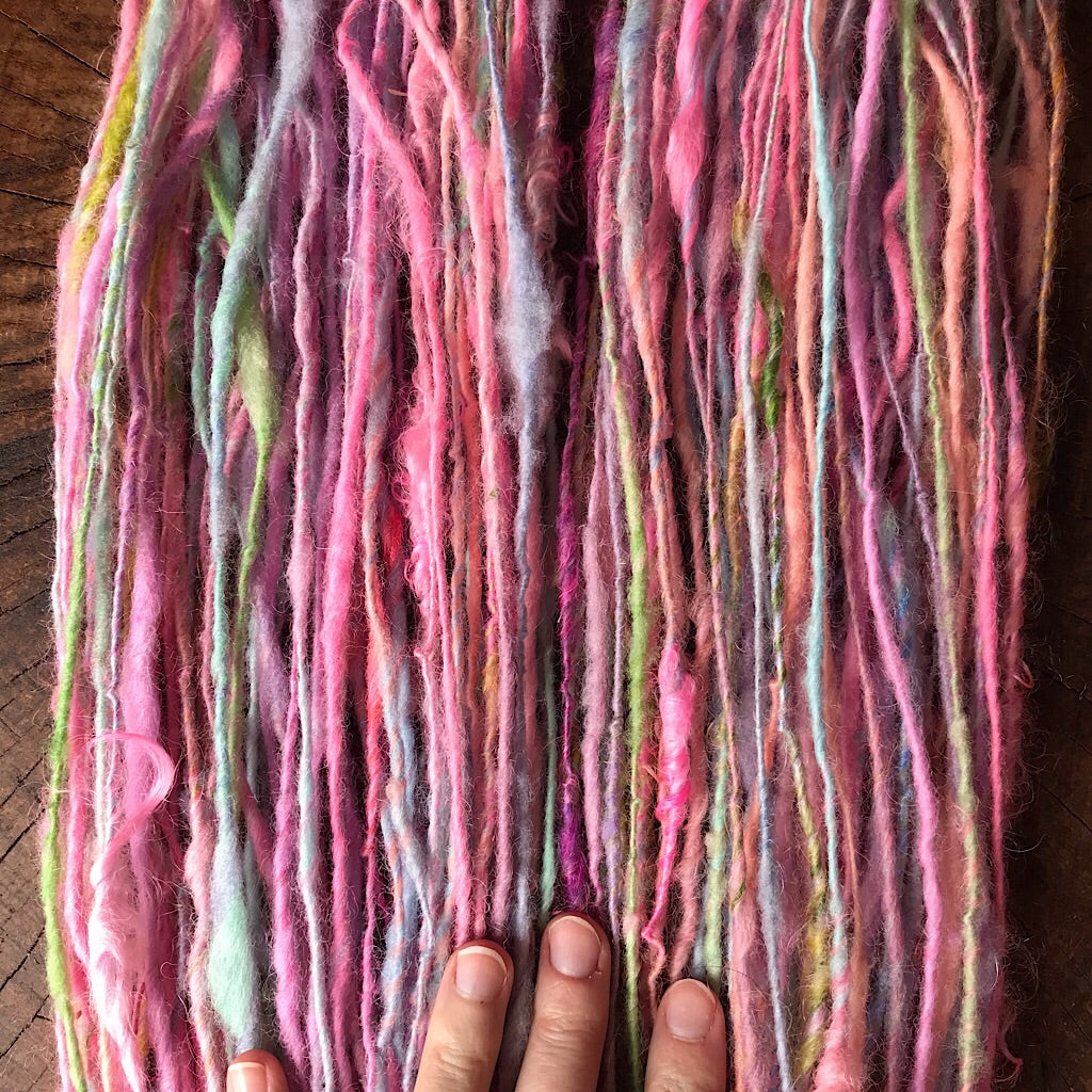 Pink bouquet - Hand spun yarn