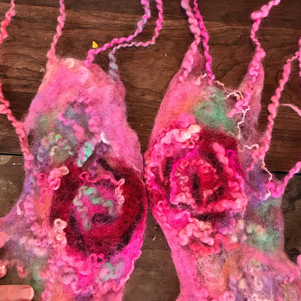 Pink roses felt scarf