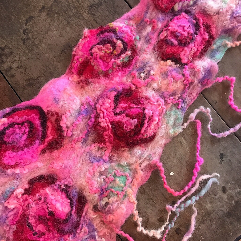 Pink roses felt scarf