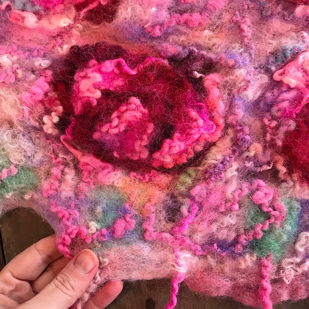 Pink roses felt scarf